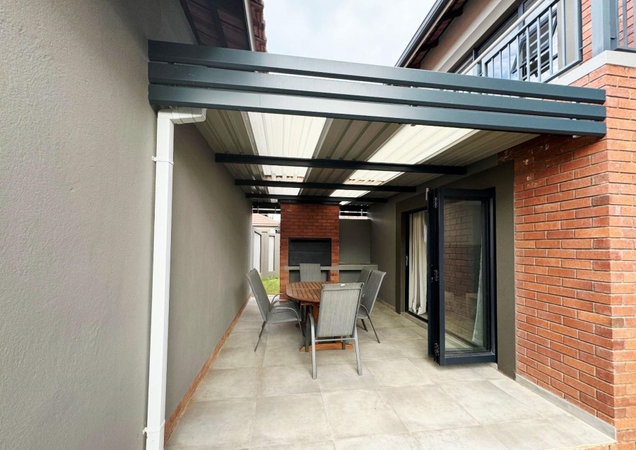 3 Bedroom Property for Sale in Langenhovenpark Free State